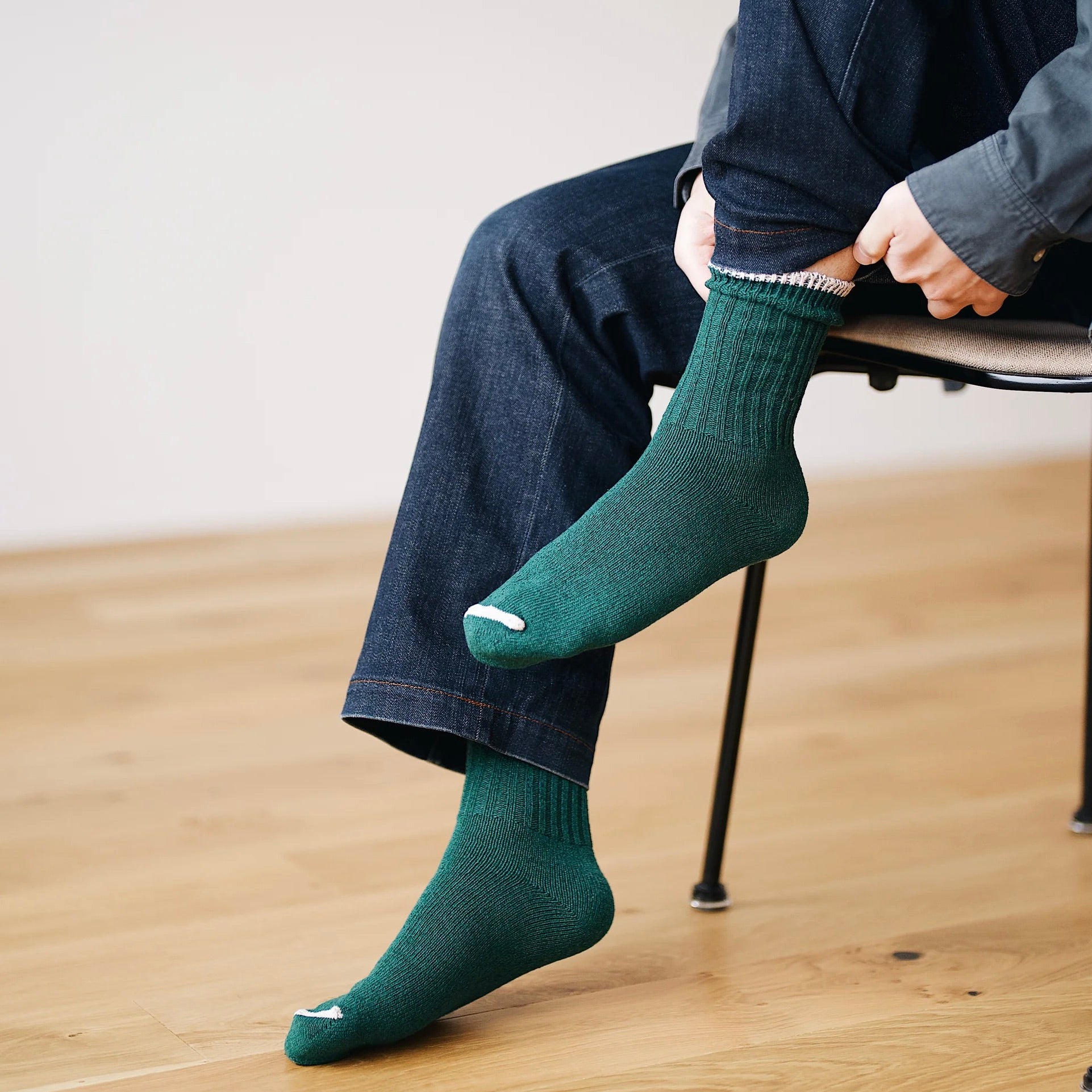 Nishiguchi Kutsushita Boston Silk Cotton Socks