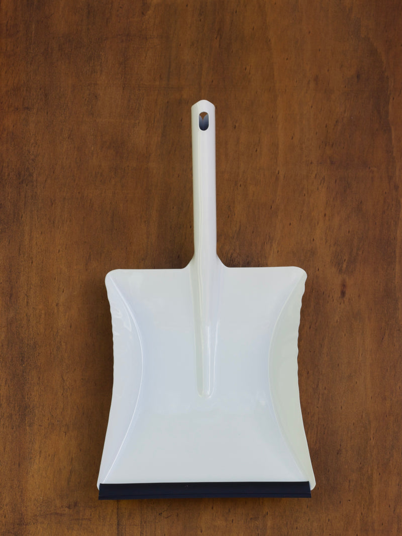 Dustpan