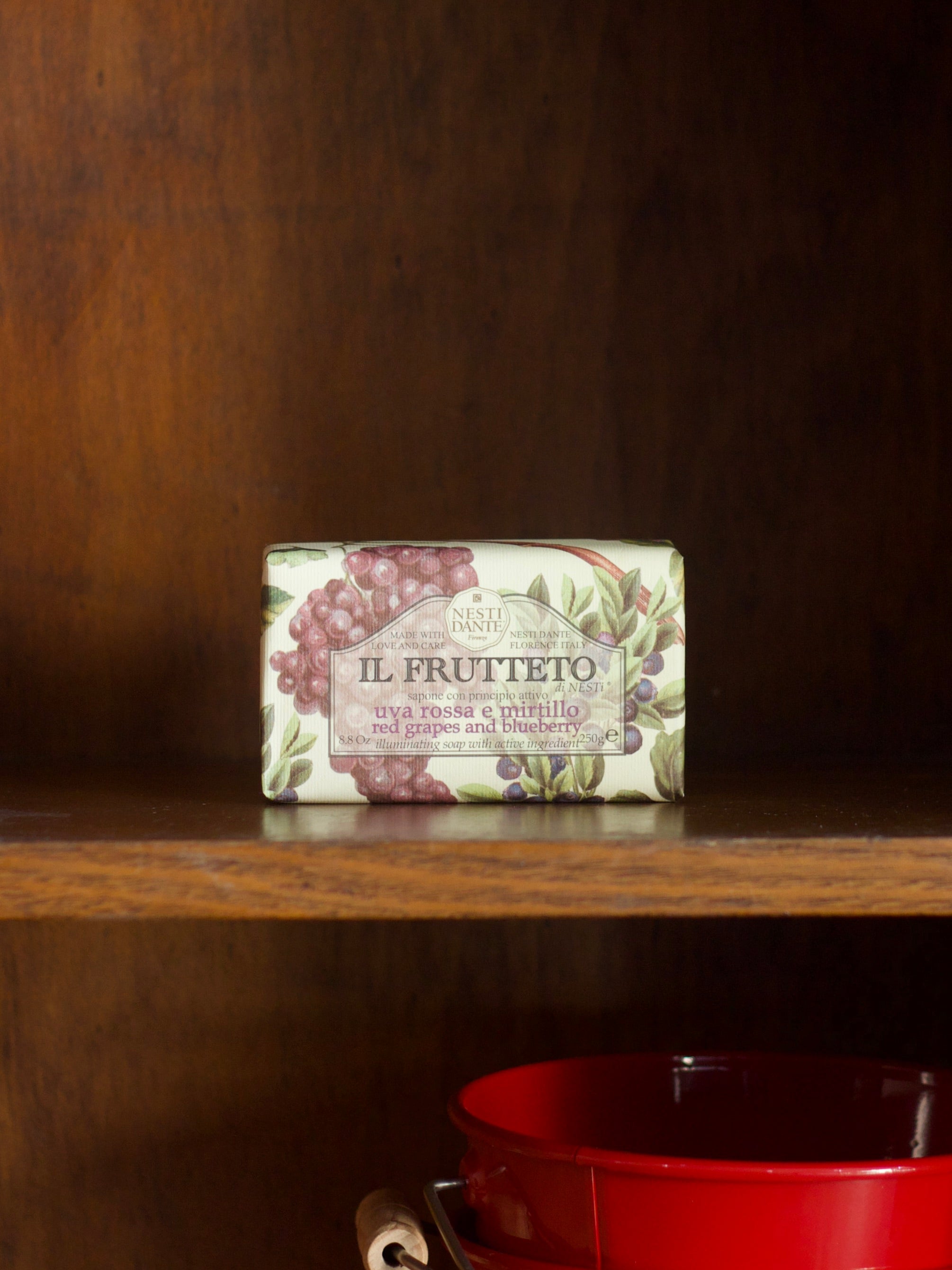 Nesti Dante Il Frutteto Red Grapes & Blueberry Soap