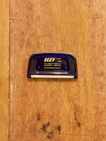 EEZY™ Fabric Comb
