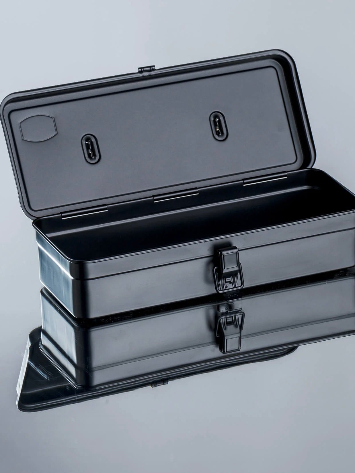 Toyo Trunk Toolbox 320
