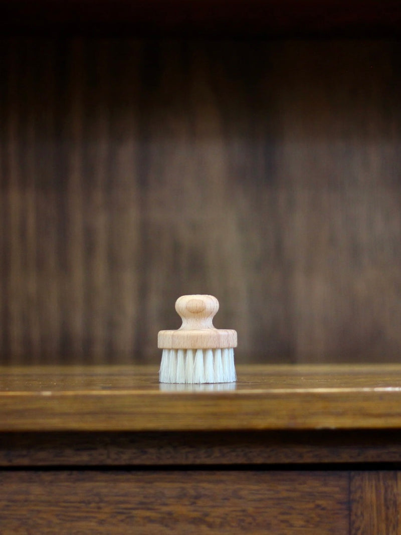 Redecker Face Brush