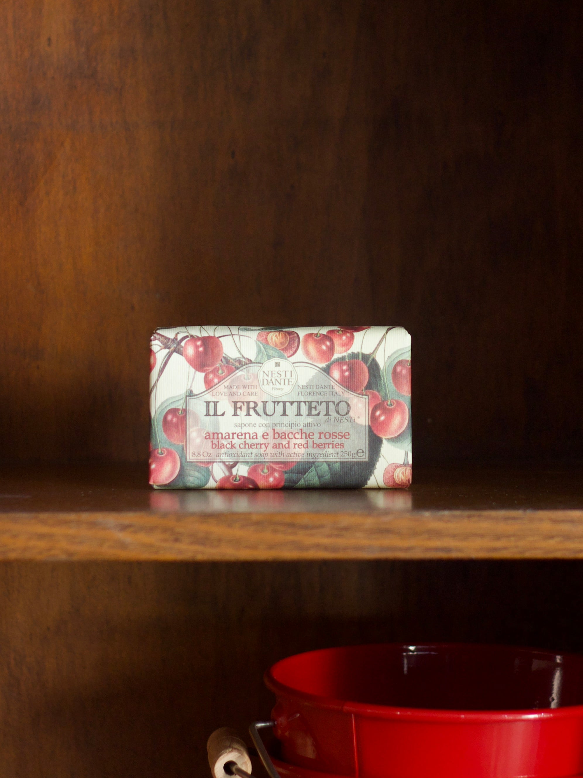 Nesti Dante Il Frutteto Black Cherry & Red Berries Soap