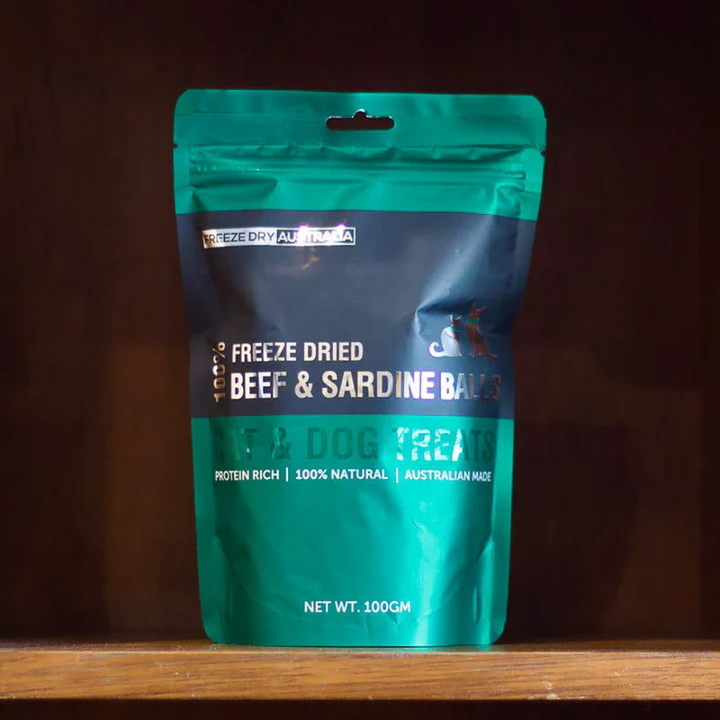 Freeze Dried Beef & Sardine Balls | Pet Treats