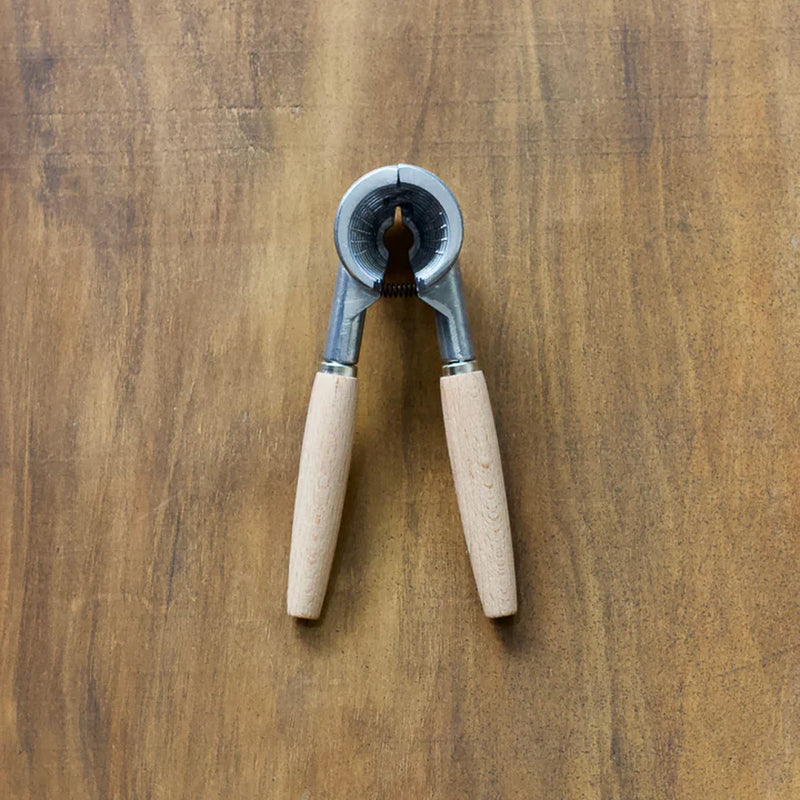 Nut Cracker